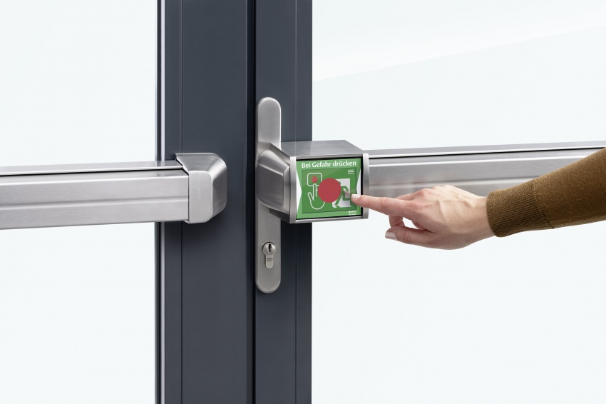 Assa Abloy: Panic Touch Bar At PRO-4-PRO